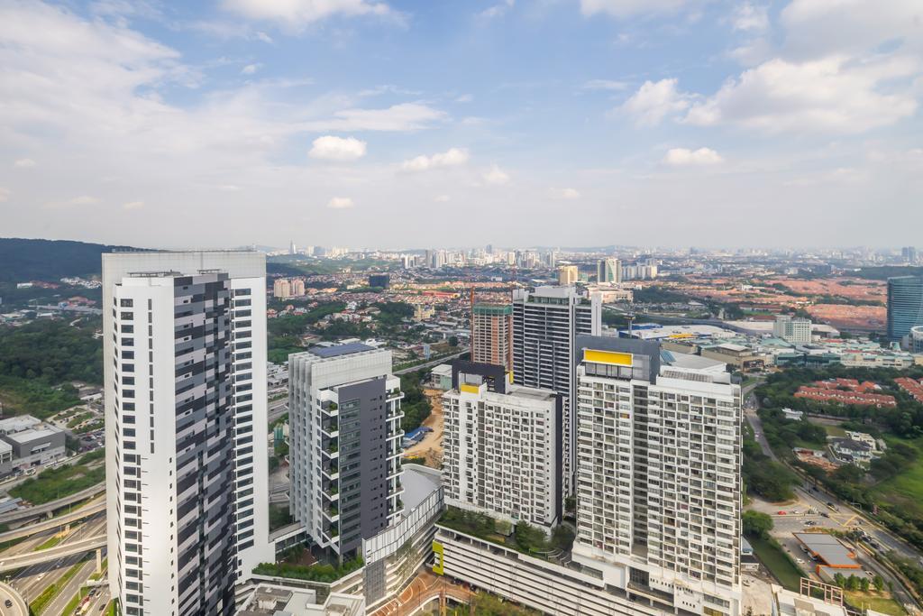 Proper Suites@Empire Damansara Petaling Jaya Esterno foto
