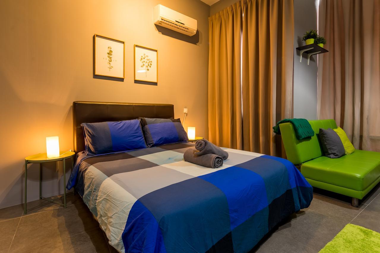 Proper Suites@Empire Damansara Petaling Jaya Esterno foto